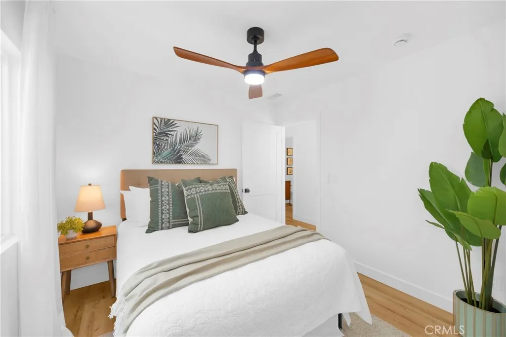 335 N Harvard Boulevard, Los Angeles, California 90004 home-pic-31